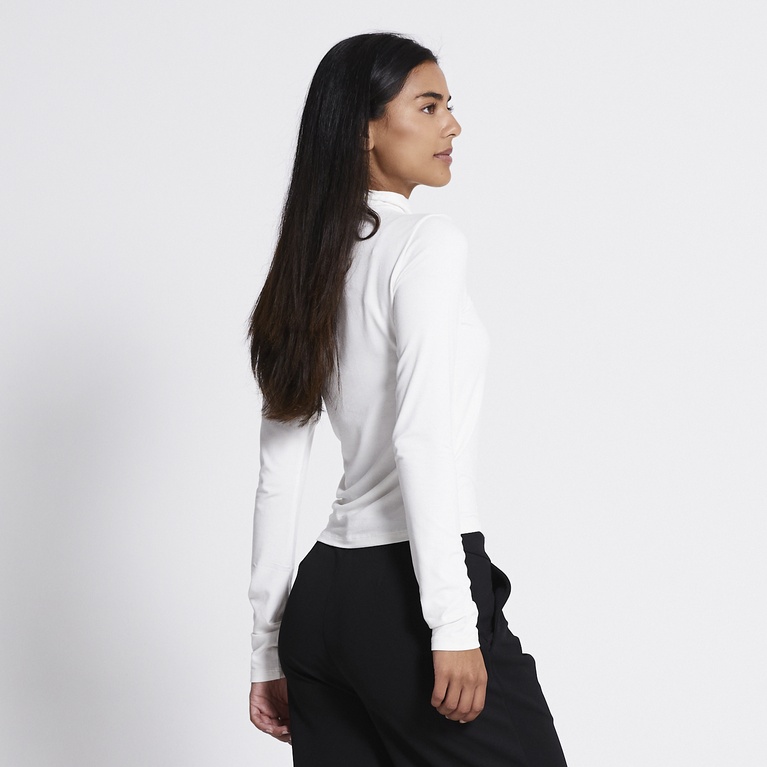 Soft funnel neck top "Eline" Off white